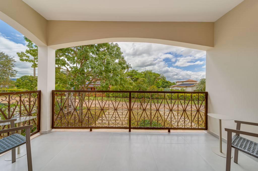 CASA DE CAMPO COM VARANDA HOME STAGING AFETIVO E REFORMA